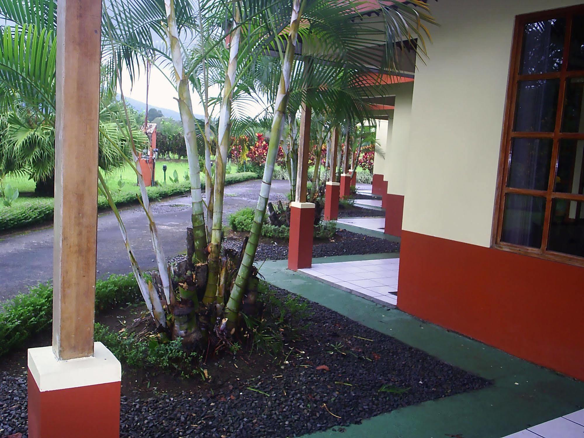 Hotel Befox Adventure La Fortuna Exteriér fotografie