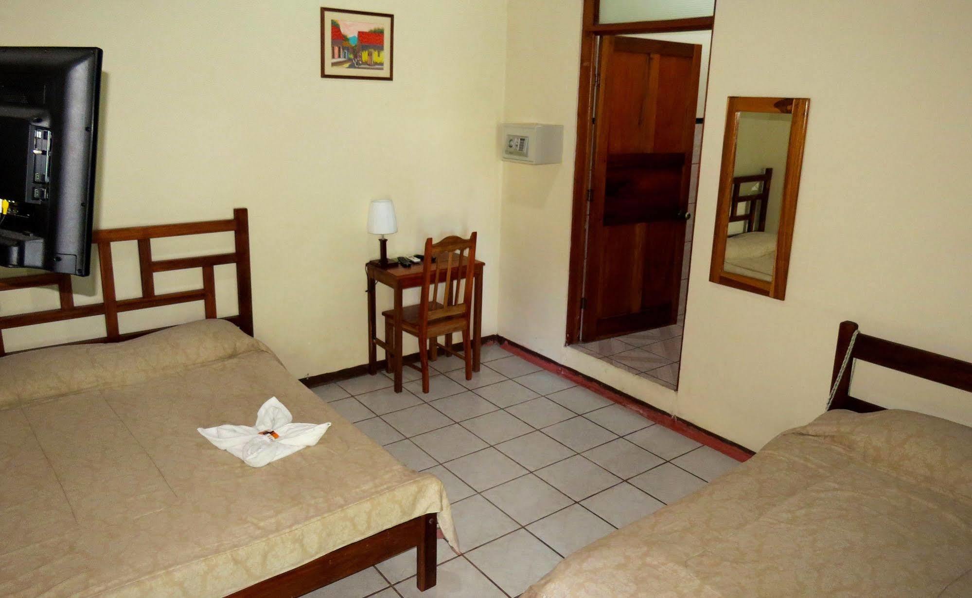 Hotel Befox Adventure La Fortuna Exteriér fotografie